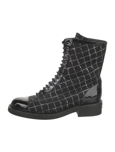 Pre-owned Chanel 2020 Interlocking Cc Logo Combat Boots In Black