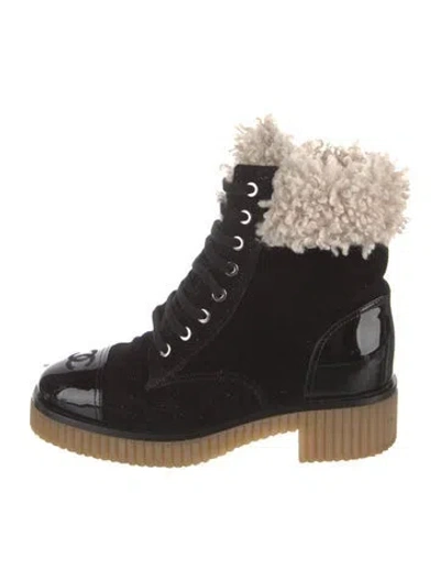 Pre-owned Chanel 2020 Interlocking Cc Logo Combat Boots In Black