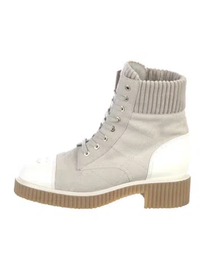 Pre-owned Chanel 2020 Interlocking Cc Logo Combat Boots In Gray