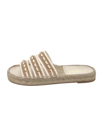 Pre-owned Chanel 2020 Interlocking Cc Logo Espadrilles In White