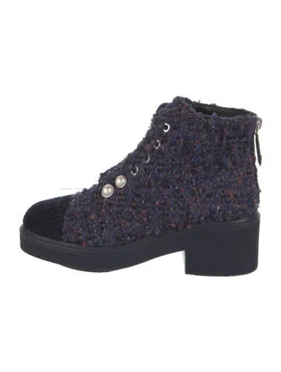 Pre-owned Chanel 2020 Interlocking Cc Logo Lace-up Boots In Blue