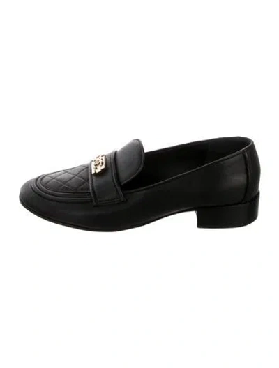 Pre-owned Chanel 2020 Interlocking Cc Logo Loafers In Black