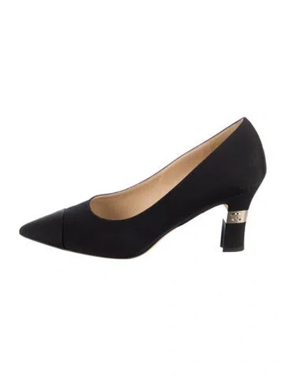 Pre-owned Chanel 2020 Interlocking Cc Logo Pumps In Black