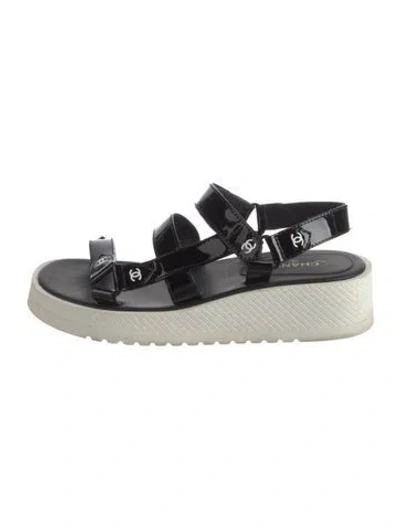 Pre-owned Chanel 2020 Interlocking Cc Logo Sandals In Black