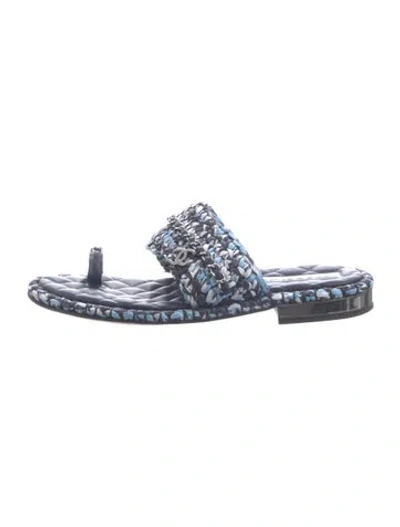 Pre-owned Chanel 2020 Interlocking Cc Logo Slides In Blue