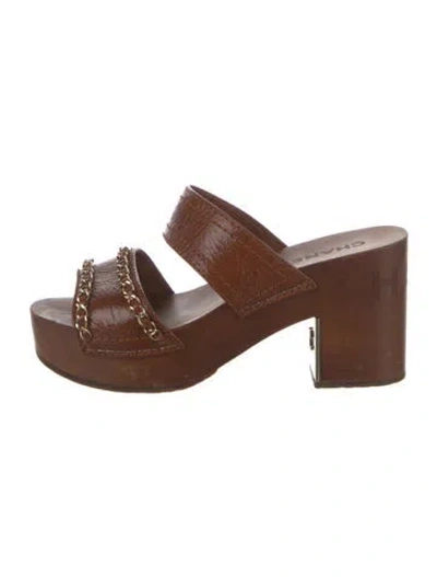 Pre-owned Chanel 2020 Interlocking Cc Logo Slides In Brown