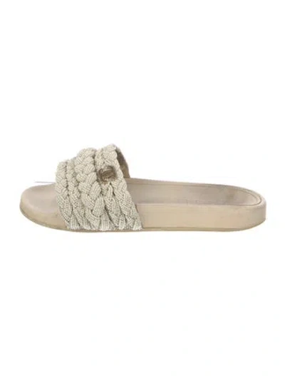 Pre-owned Chanel 2020 Interlocking Cc Logo Slides In Neutral