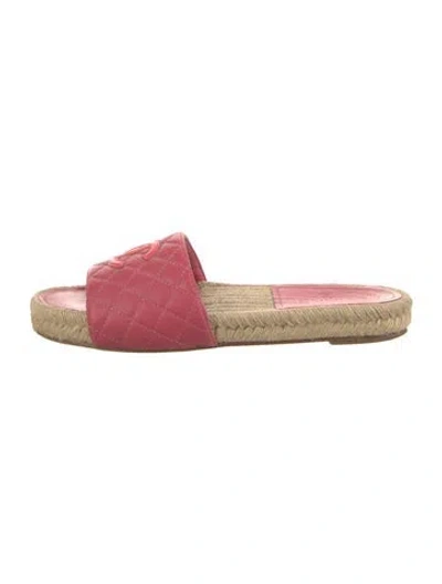 Pre-owned Chanel 2020 Interlocking Cc Logo Slides In Pink