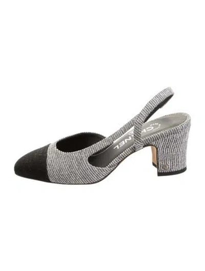 Pre-owned Chanel 2020 Interlocking Cc Logo Slingback Pumps In Black/grey