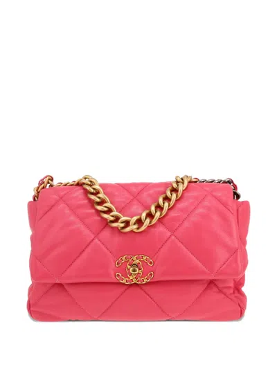 Pre-owned Chanel 2020 Large  19 Shoulder Bag In 粉色
