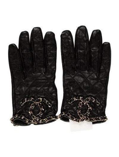 Pre-owned Chanel 2020 Leather Gloves In Black