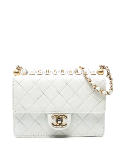 Pre-owned Chanel 2020 Medium Lambskin Chic Pearls Flap Crossbody Bag In White