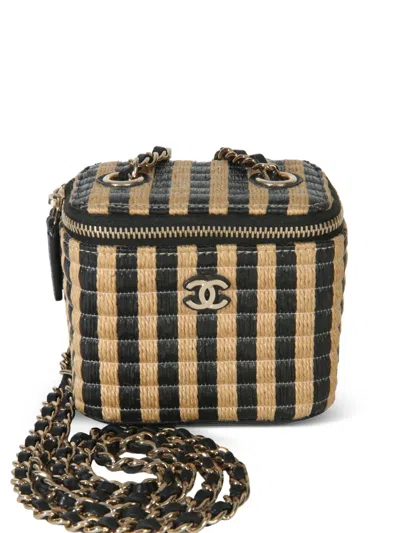 Pre-owned Chanel 2020 Mini Vanity Case Shoulder Bag In Black