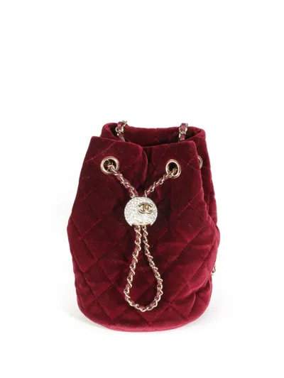 Pre-owned Chanel 2020 Pearl Crush Bucket Bag In Red