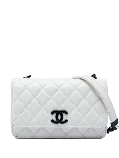 Pre-owned Chanel 2020 Quilted Caviar My Everything Wallet On Chain Crossbody Bag In White