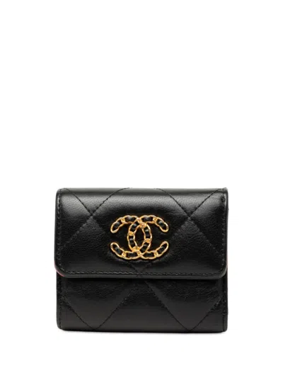 Pre-owned Chanel 2020 Quilted Lambskin 19 Flap Wallet Small Wallets In Black