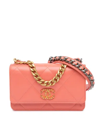 Pre-owned Chanel 2020 Quilted Lambskin 19 Wallet On Chain Satchel In Pink