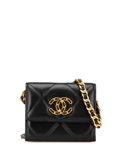 Pre-owned Chanel 2020 Quilted Lambskin  19 Card Holder On Chain Crossbody Bag In Black