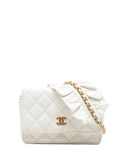 Pre-owned Chanel 2020 Quilted Lambskin Romance Wallet On Chain Crossbody Bag In White