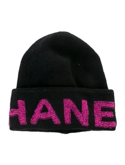 Pre-owned Chanel 2020 Wool Logo Beanie In Black