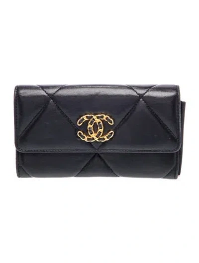 Pre-owned Chanel 2020-2021 19 Wallet In Black