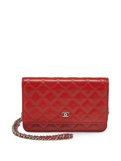 Pre-owned Chanel 2020-2021 Classic Diamond-quilted Wallet On Chain Bag In Red
