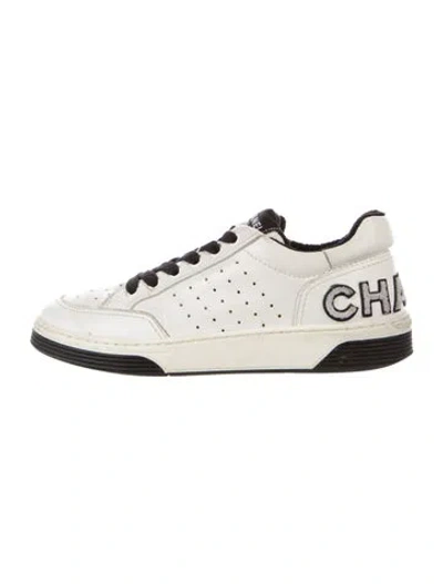 Pre-owned Chanel 2020-2021 Interlocking Cc Logo Sneakers In White
