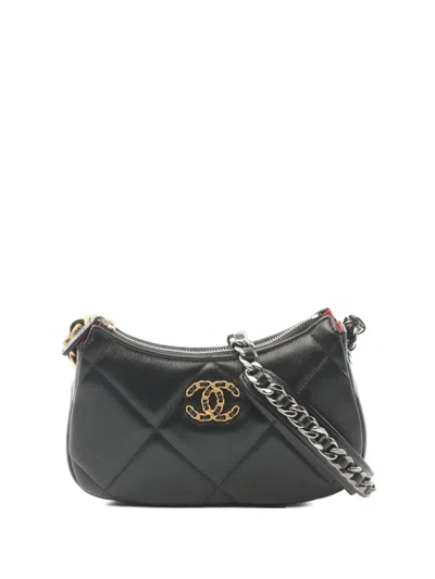 Pre-owned Chanel 2021 19 Matelasse Shoulder Bag In Black