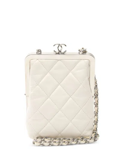 Pre-owned Chanel 2021-2022 Cc Diamond-quilted Shoulder Bag In White