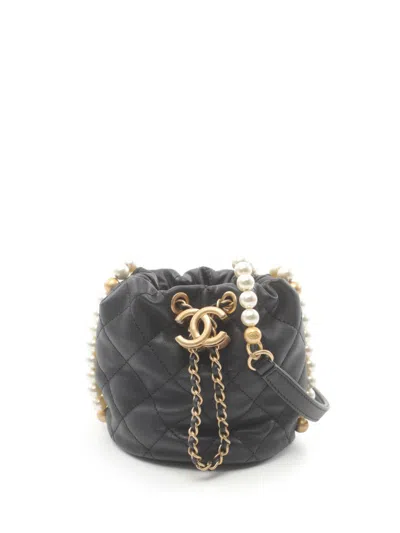 Pre-owned Chanel 2021-2022 Mini About Pearls Bucket Bag In Black