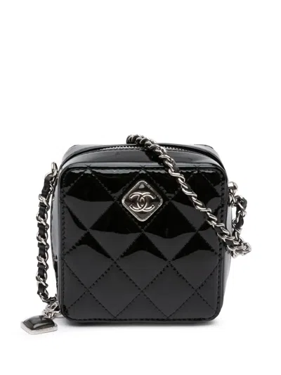 Pre-owned Chanel 2021-2024 Cc Quilted Patent Diamond Resin Clutch With Chain Crossbody Bag In Black