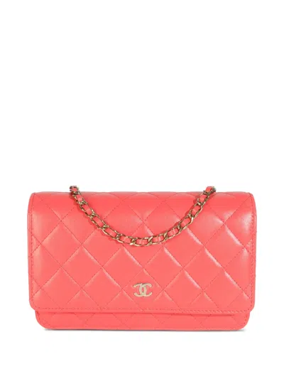 Pre-owned Chanel 2021-2024 Chain-strap Quilted Wallet In Pink