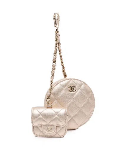 Pre-owned Chanel 2021-2024 Metallic Lambskin Round Purse And Airpods Case Coin Pouch In Gold