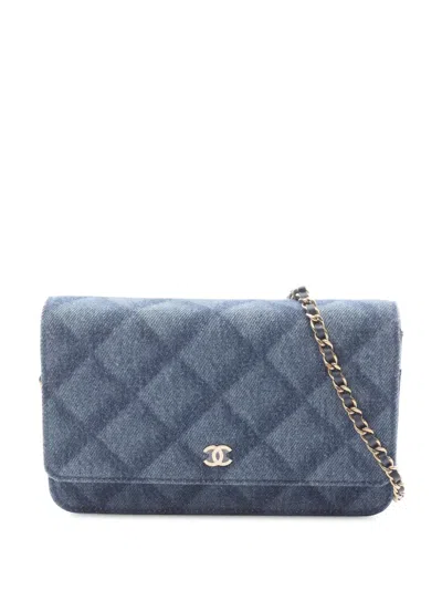Pre-owned Chanel 2021-2025 Cc Denim Wallet On Chian Crossbody Bag In Blue