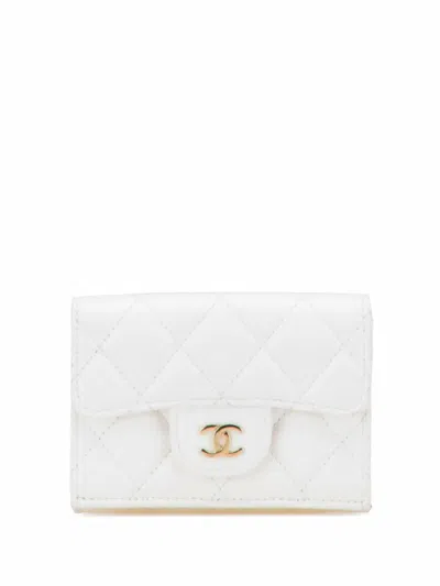 Pre-owned Chanel 2021-2025 Cc Quilted Caviar Trifold Flap Wallet Long Wallets In White
