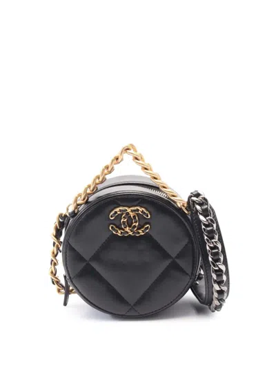 Pre-owned Chanel 2021-2025 Lambskin 19 Round Clutch With Chain Satchel