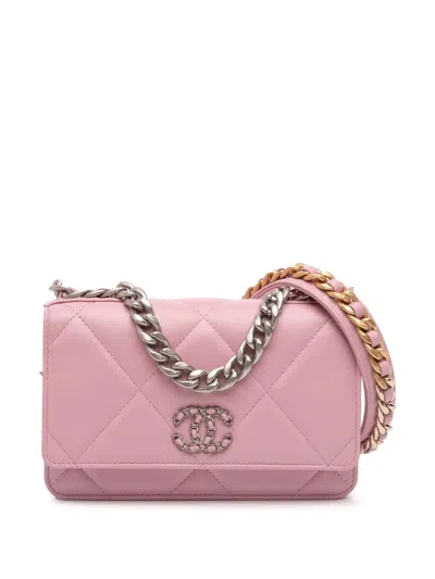Pre-owned Chanel 2021-2025 Quilted Lambskin 19 Wallet On Chain Satchel In Pink