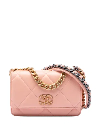 Pre-owned Chanel 2021-2025 Quilted Lambskin 19 Wallet On Chain Satchel In Pink