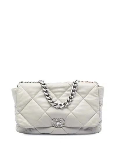 Pre-owned Chanel 2021-2026 Maxi Lambskin 19 Flap Satchel In Gray
