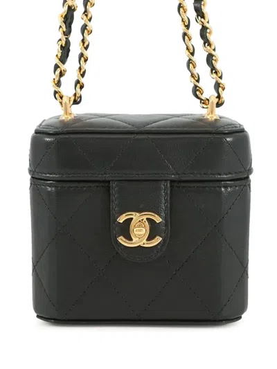 Pre-owned Chanel 2021-2026 Mini Cc Quilted Lambskin Vanity Case With Chain Crossbody Bag In Black