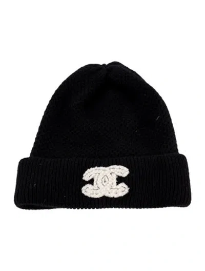 Pre-owned Chanel 2021 Cc Cashmere Beanie In Black