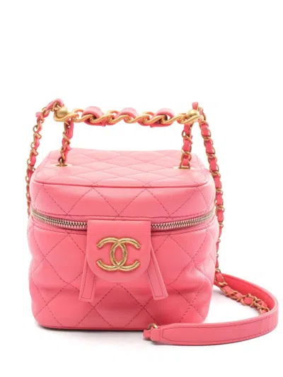 Pre-owned Chanel 2021 Cc Diamond-quilted Two-way Bag In 粉色