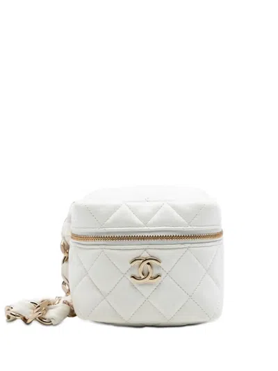 Pre-owned Chanel 2021 Cc Quilted Lambskin Cube Zip Clutch With Chain Vanity Bag In White