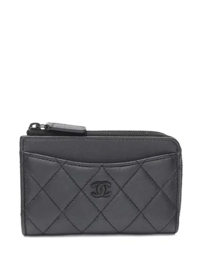 Pre-owned Chanel 2021 Diamond-quilted Card Holder In Black