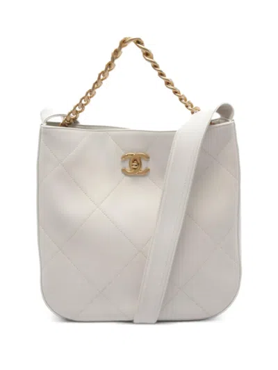 Pre-owned Chanel 2021 Diamond-quilted Tote Bag In White