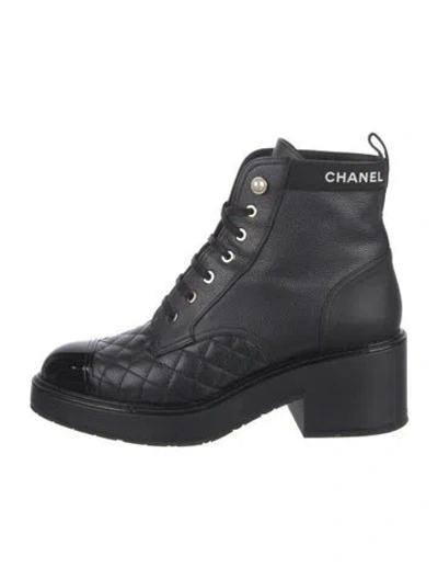 Pre-owned Chanel 2021 Faux Pearl Accents Combat Boots In Black