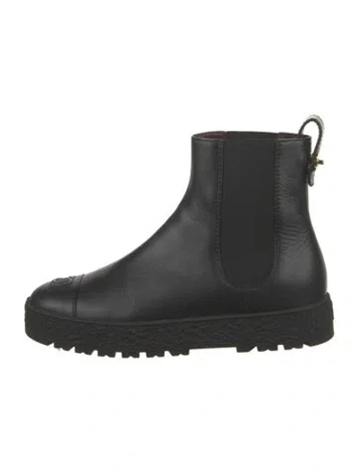 Pre-owned Chanel 2021 Interlocking Cc Logo Chelsea Boots In Black