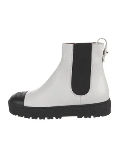Pre-owned Chanel 2021 Interlocking Cc Logo Chelsea Boots In Multi