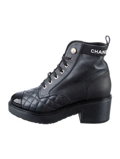 Pre-owned Chanel 2021 Interlocking Cc Logo Combat Boots In Black