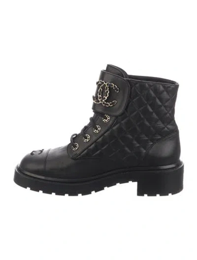Pre-owned Chanel 2021 Interlocking Cc Logo Combat Boots In Black